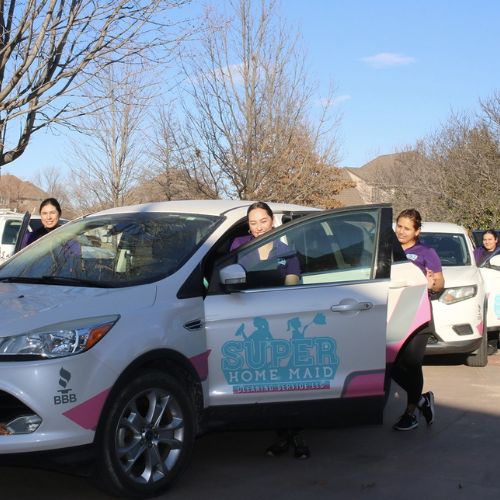 Professional house cleaning in KS team working efficiently.
