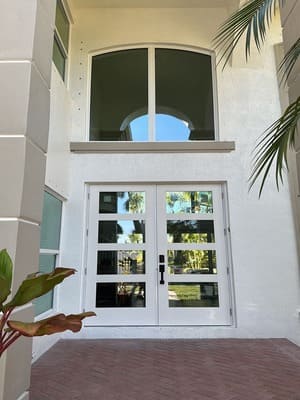 {{ custom_values.service_3 }} in {{custom_values.area_3})