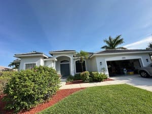 {{ custom_values.service_3 }} in {{custom_values.area_3})