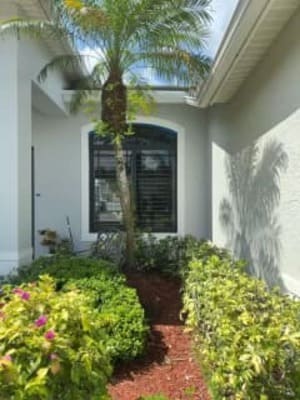 {{ custom_values.service_3 }} in {{custom_values.area_3})