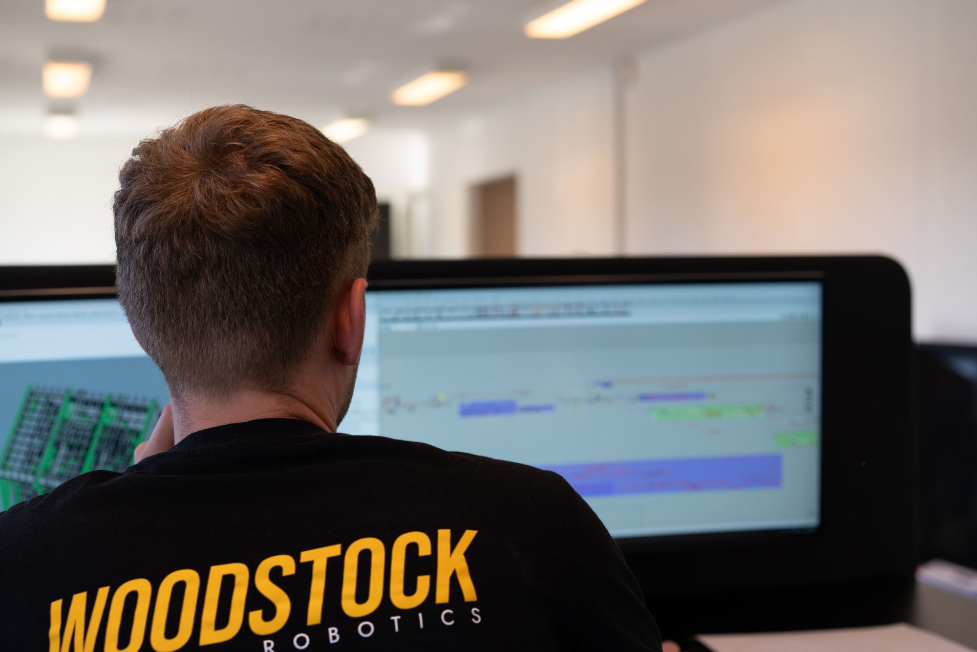 Gennemgang af konstruktionstegninger ved arbejdsstation