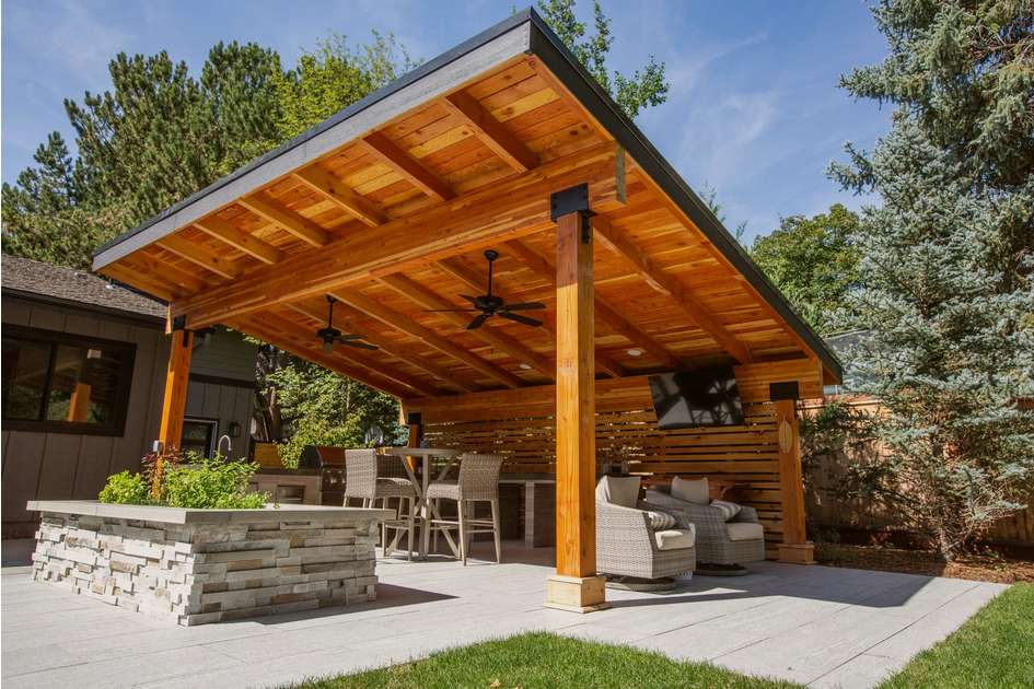 outdoor kitchen