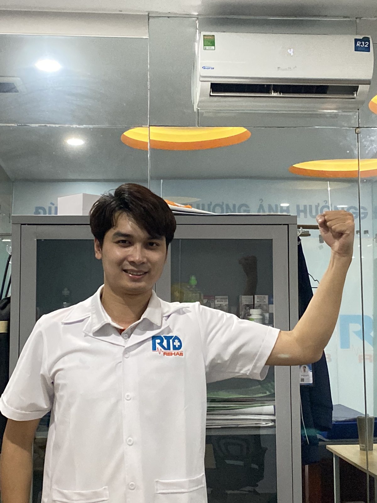 Bác sĩ Nguyễn Minh Tú tư vấn phục hồi