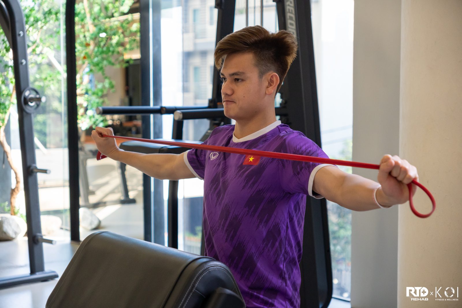 Bác sĩ Tú minh họa đau cổ vai gáy và cách phục hồi