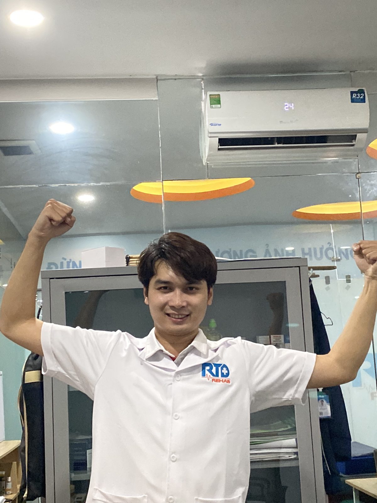 Bác sĩ Nguyễn Minh Tú tư vấn phục hồi