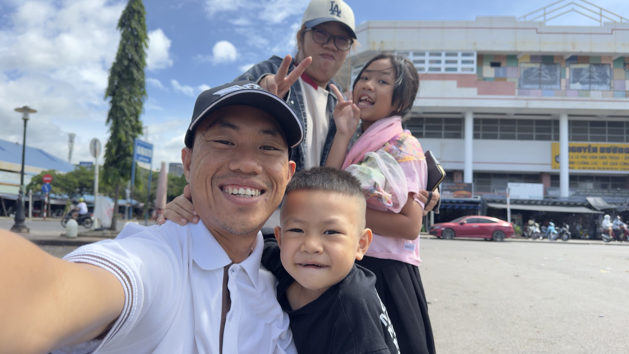 Phạm Đức Thiện và gia đình