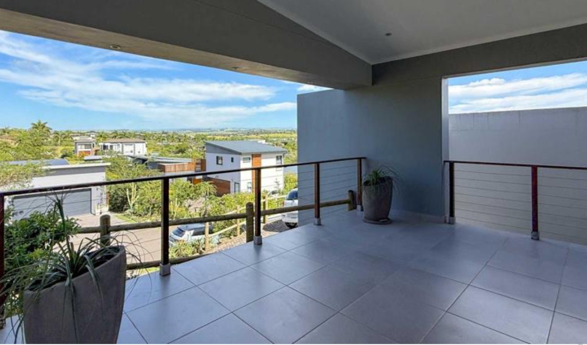 Palm Lakes 4 bed