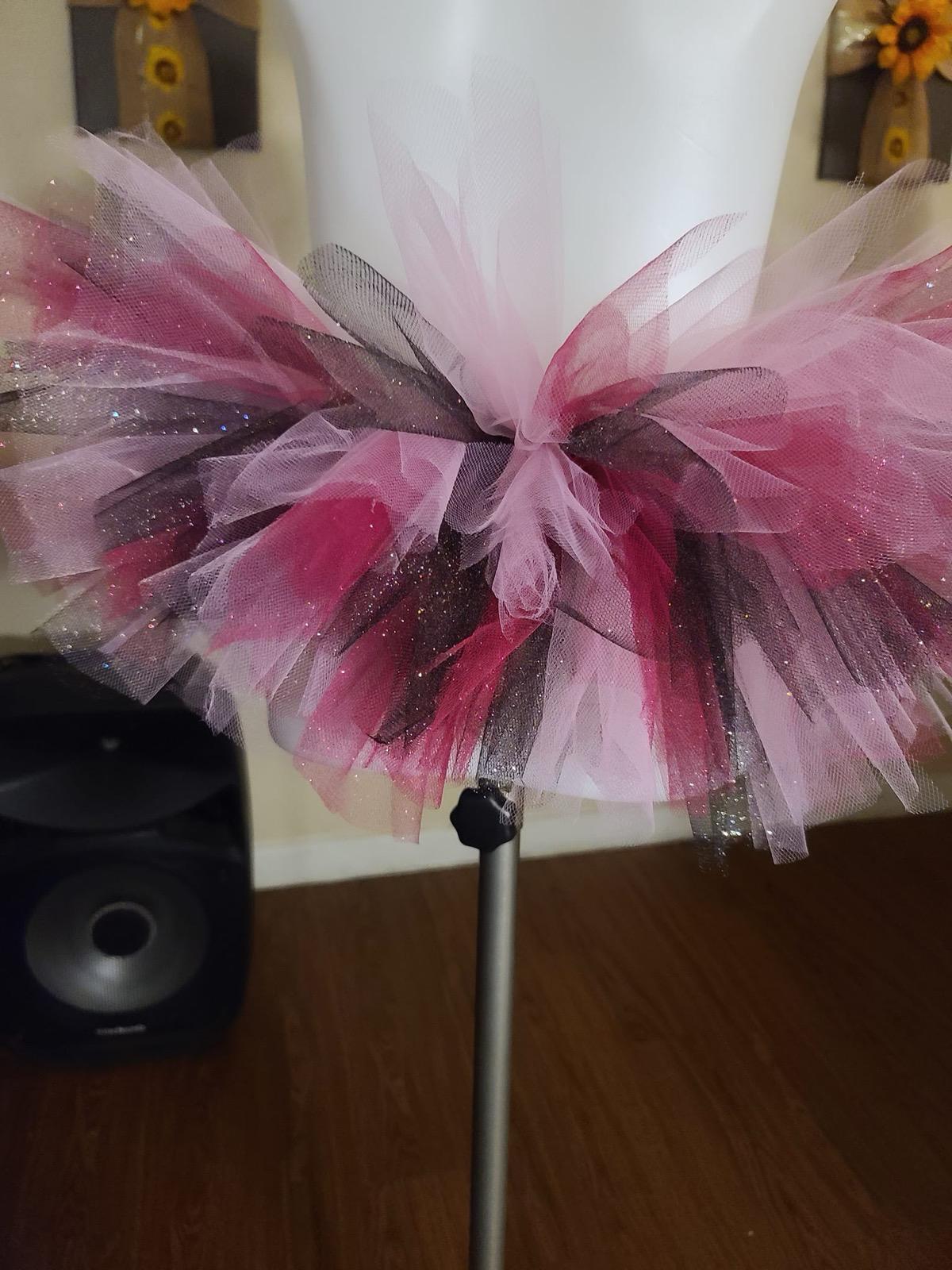 Pretty Little Extras Variation 13