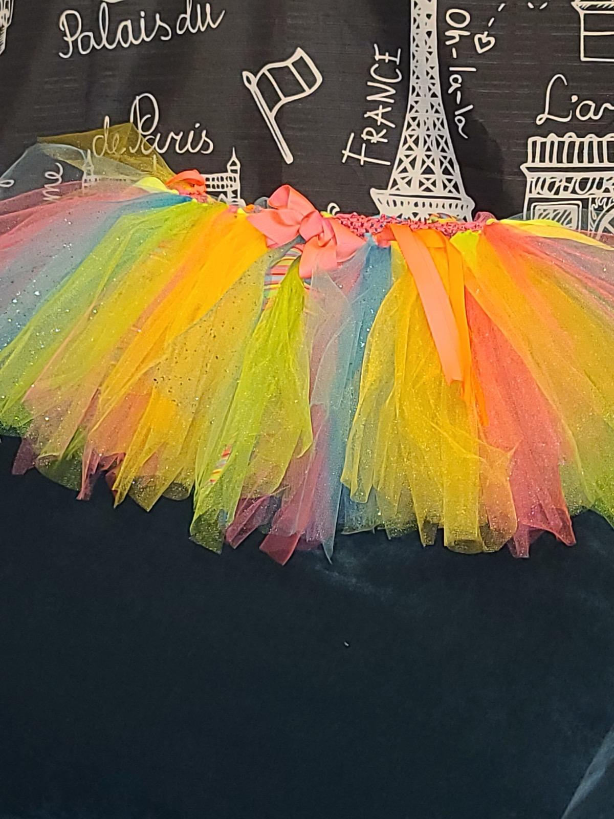 Pretty Little Extras Variation 10