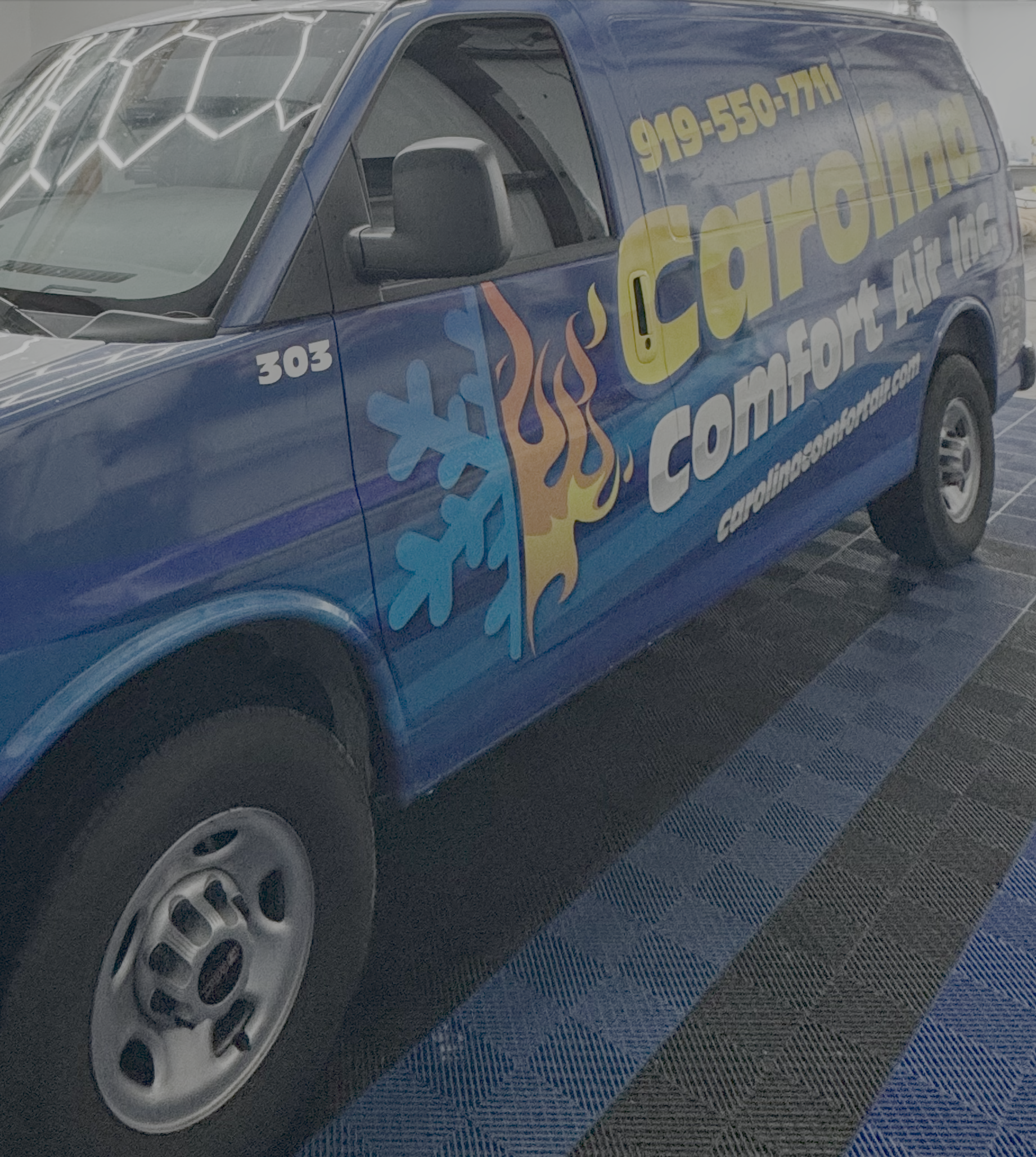Why Fleet Vehicle Graphics & Lettering Matters