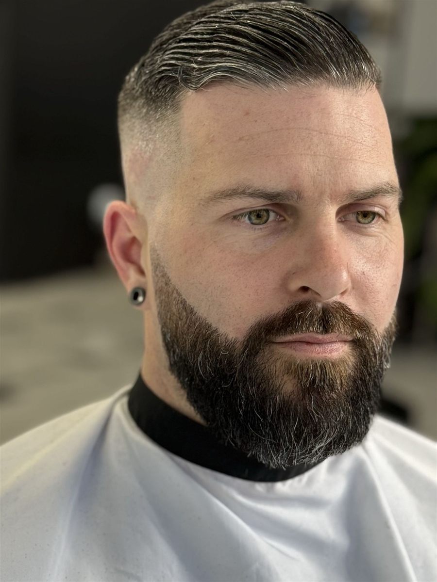 Coupe et barbe réalisées à Maison Beauté by Pablo Cutz