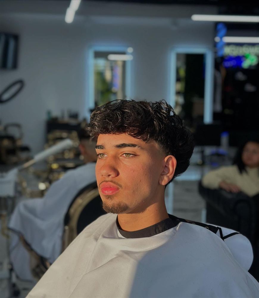 Coupe texturée et taper — jeune homme
