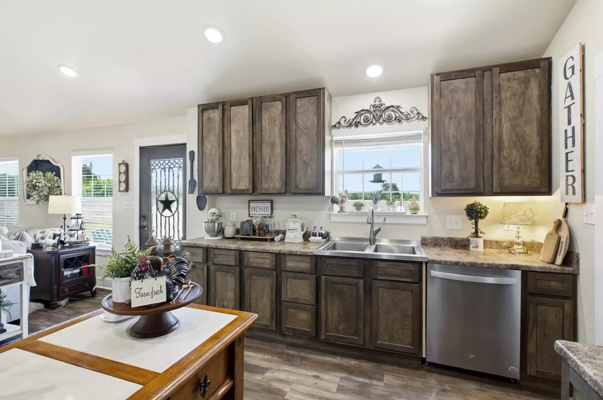 Luxury property — photo 11