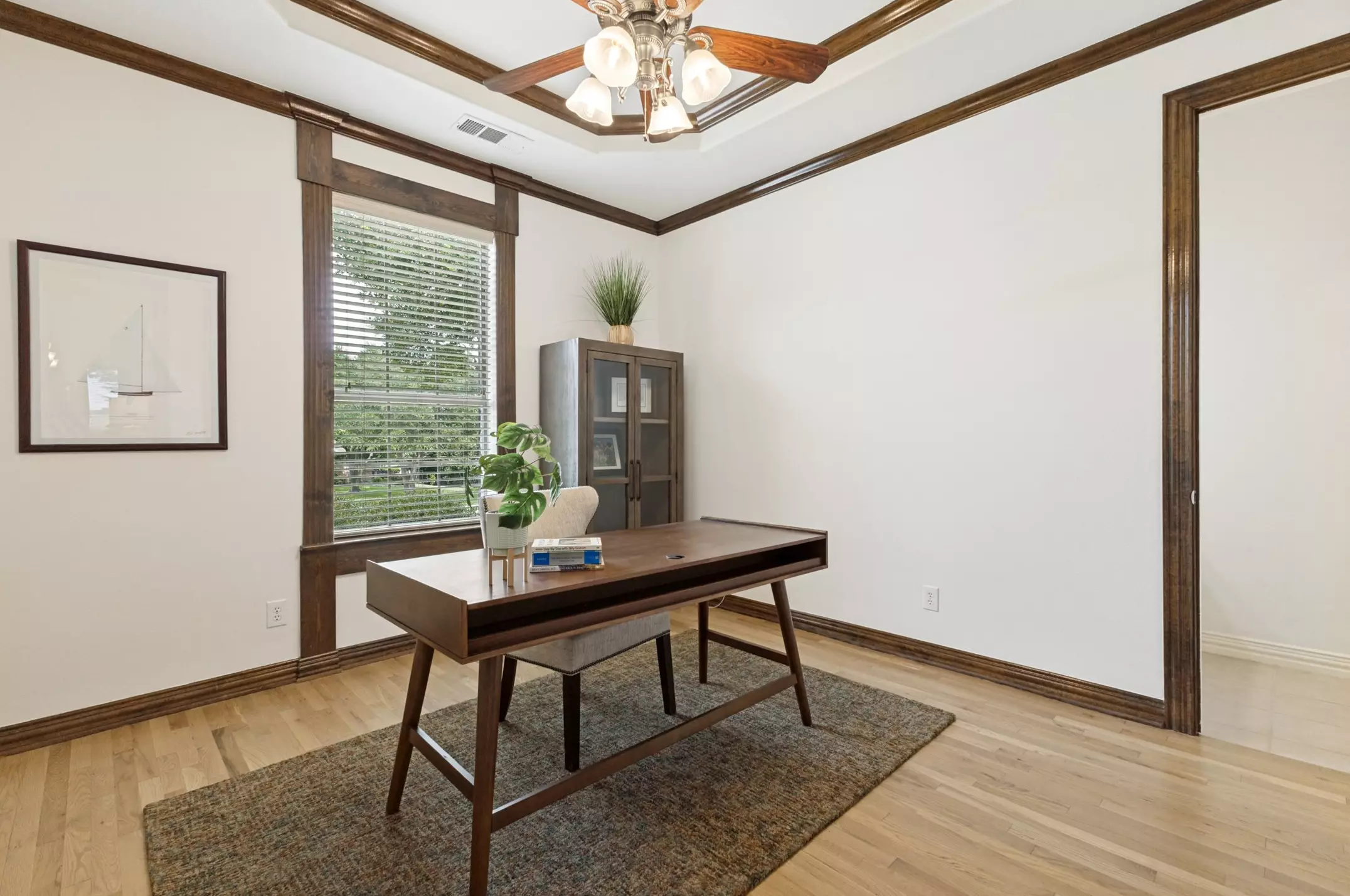 Luxury property — photo 8