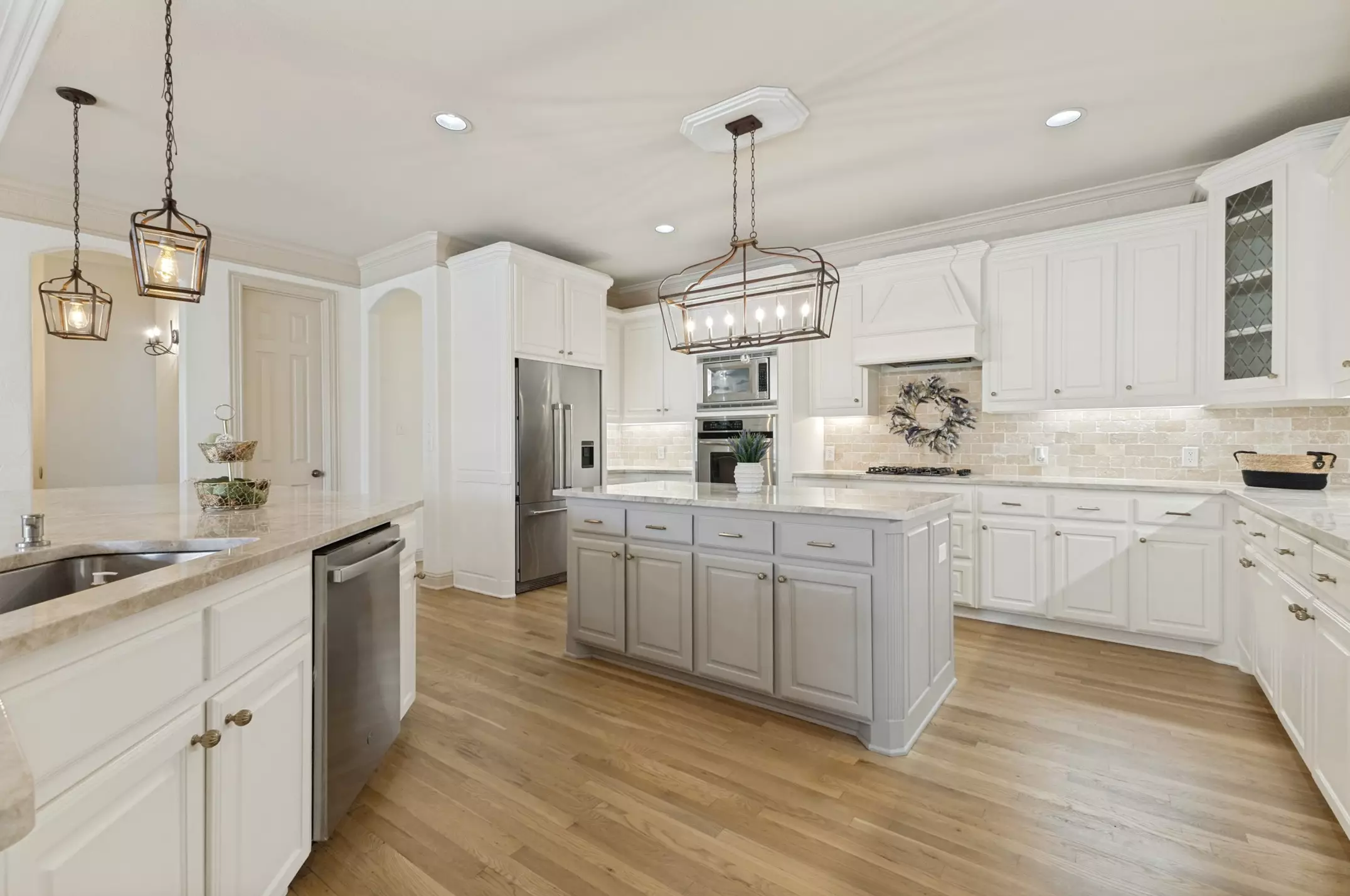 Luxury property — photo 3