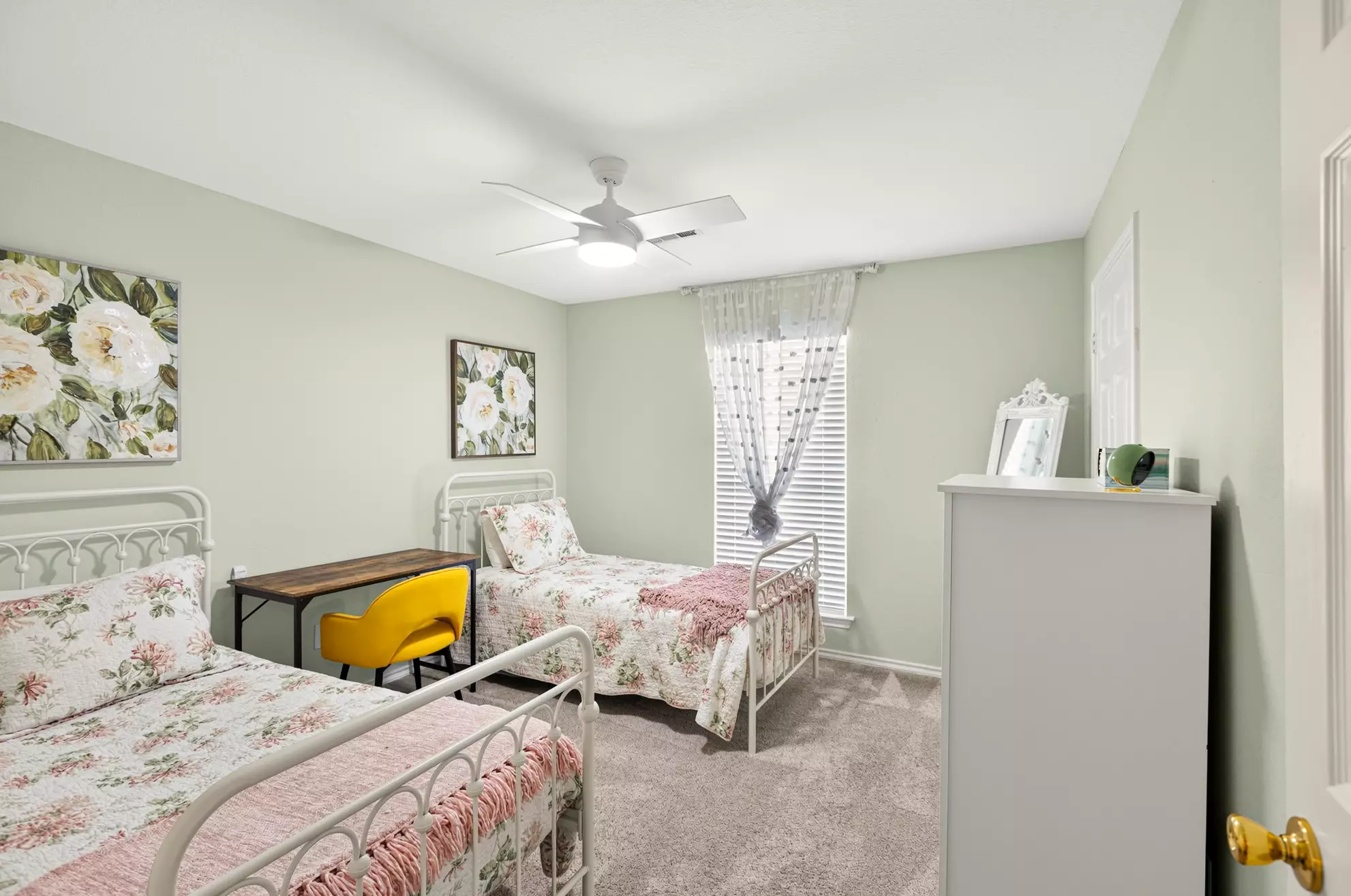 Luxury property — photo 20