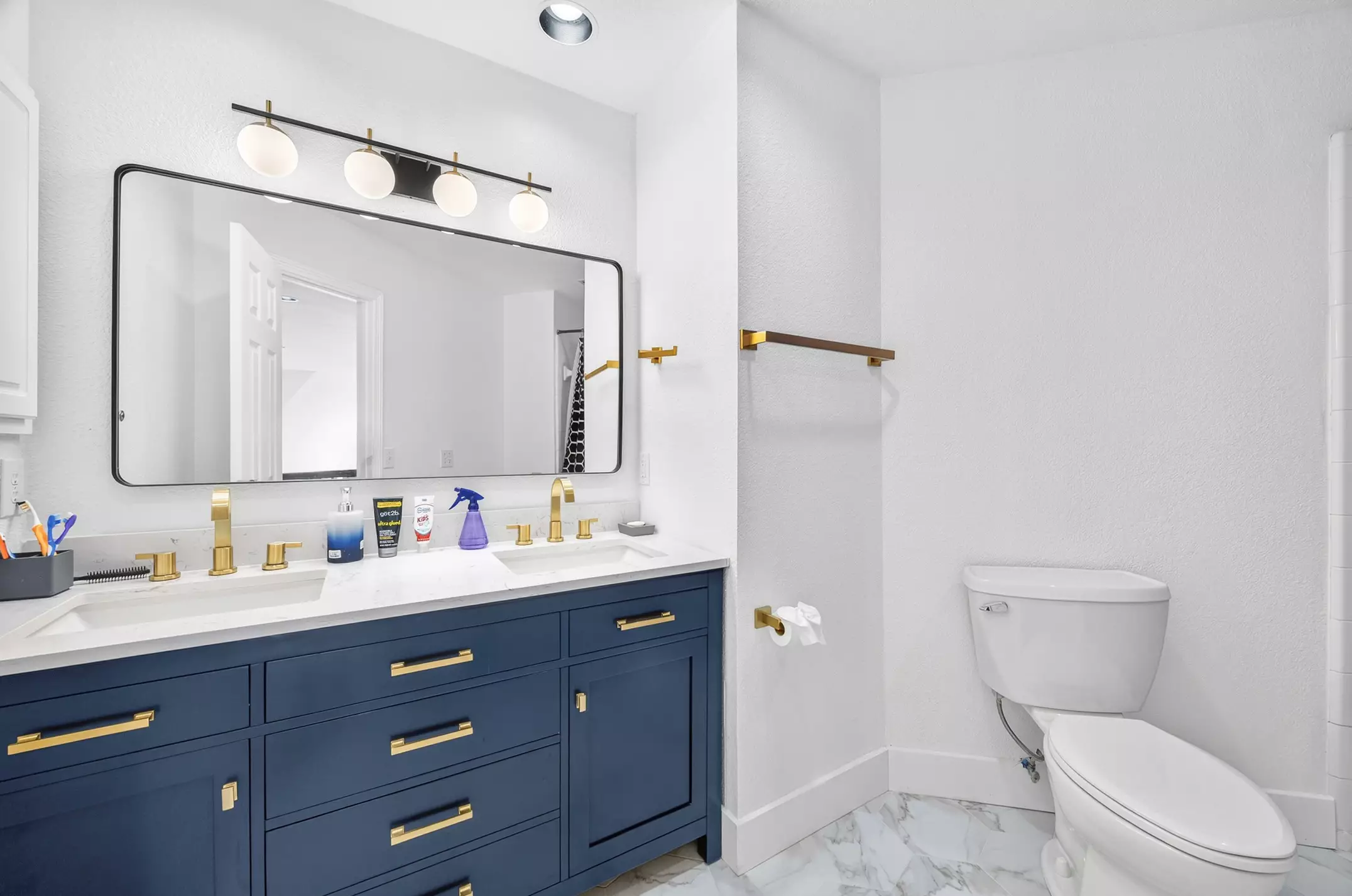 Luxury property — photo 17