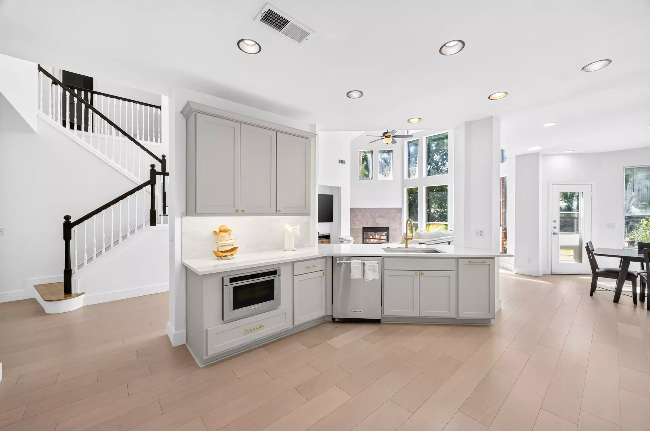 Luxury property — photo 4