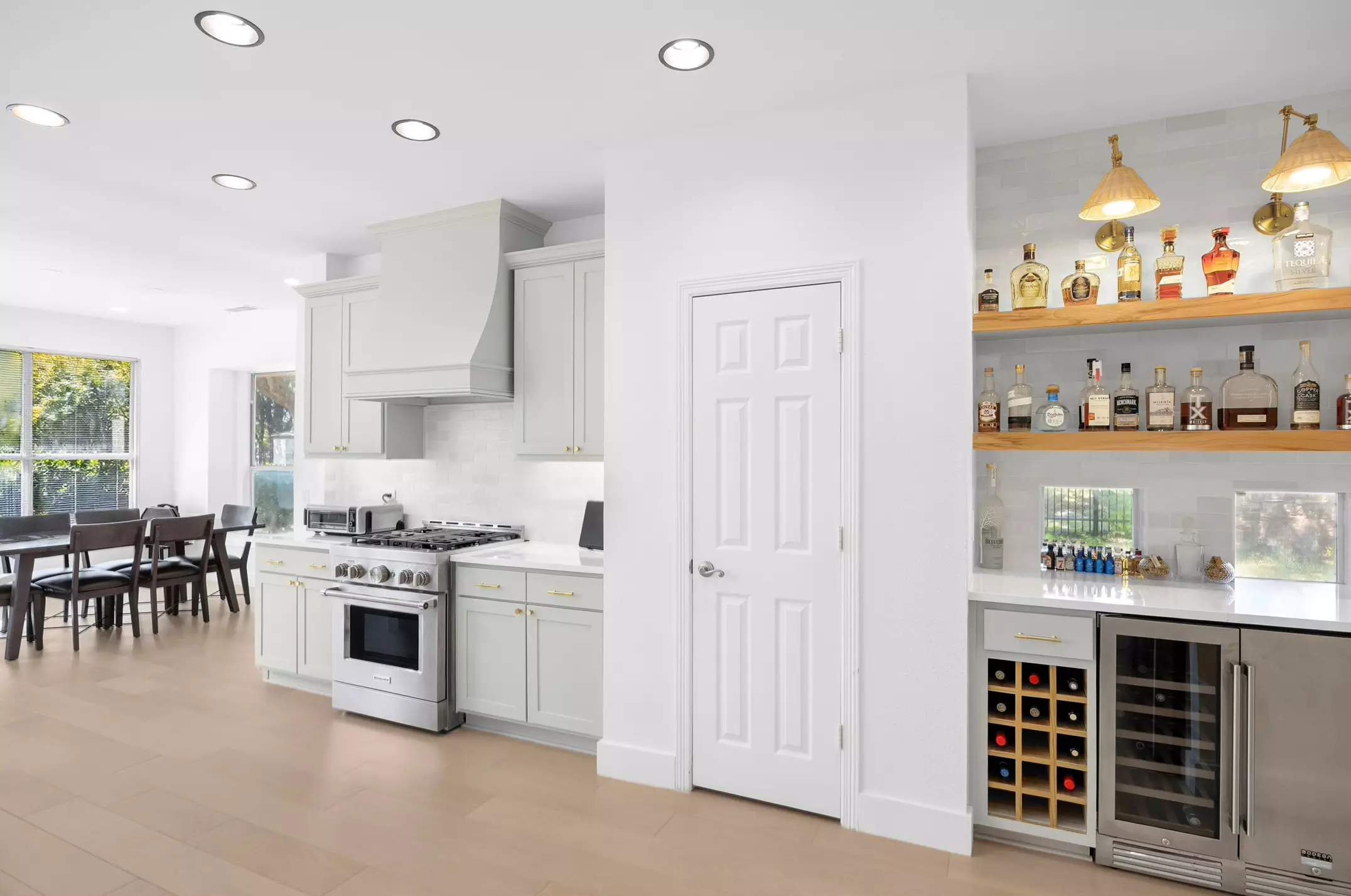 Luxury property — photo 3
