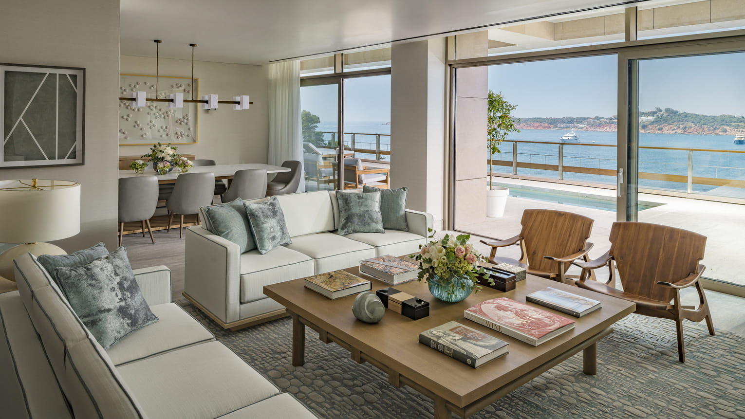 Four Seasons private residence with spacious living area and sea views