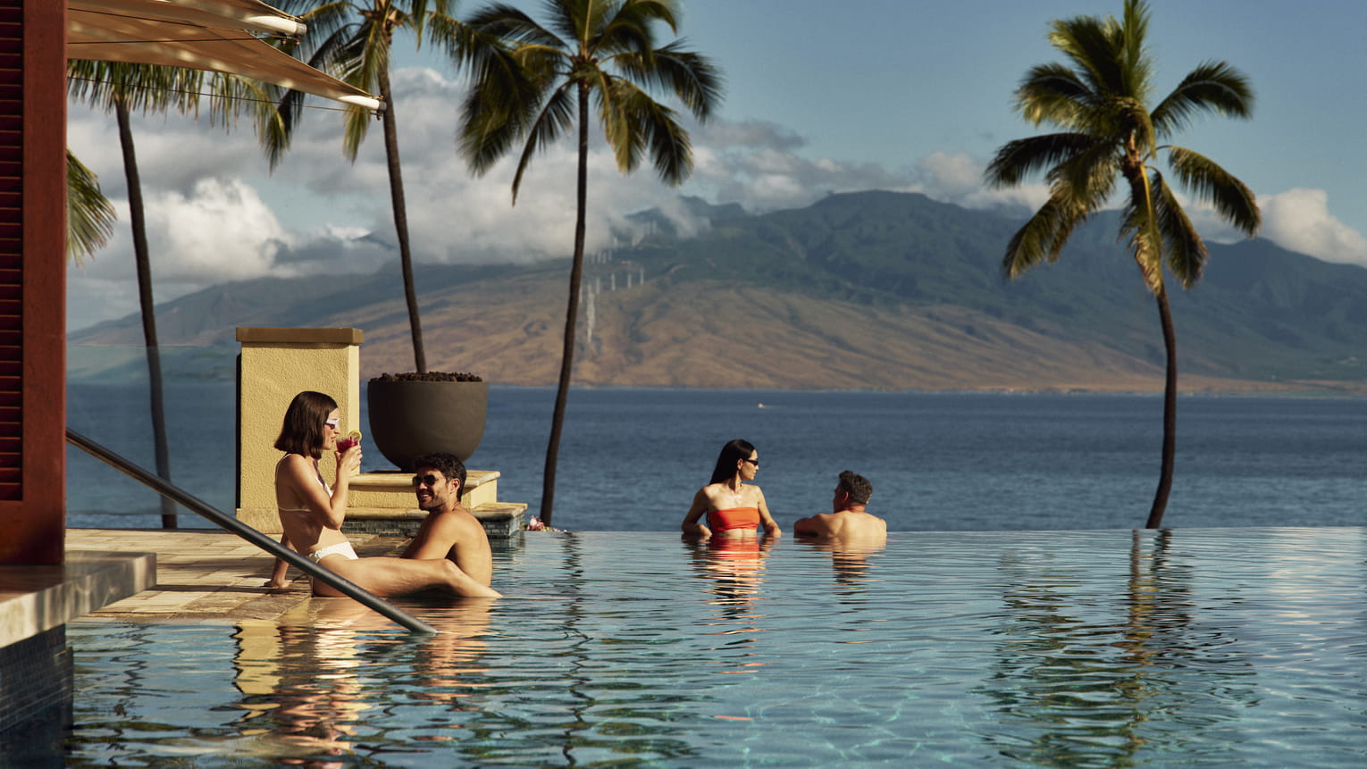 Four Seasons luxury resort holiday