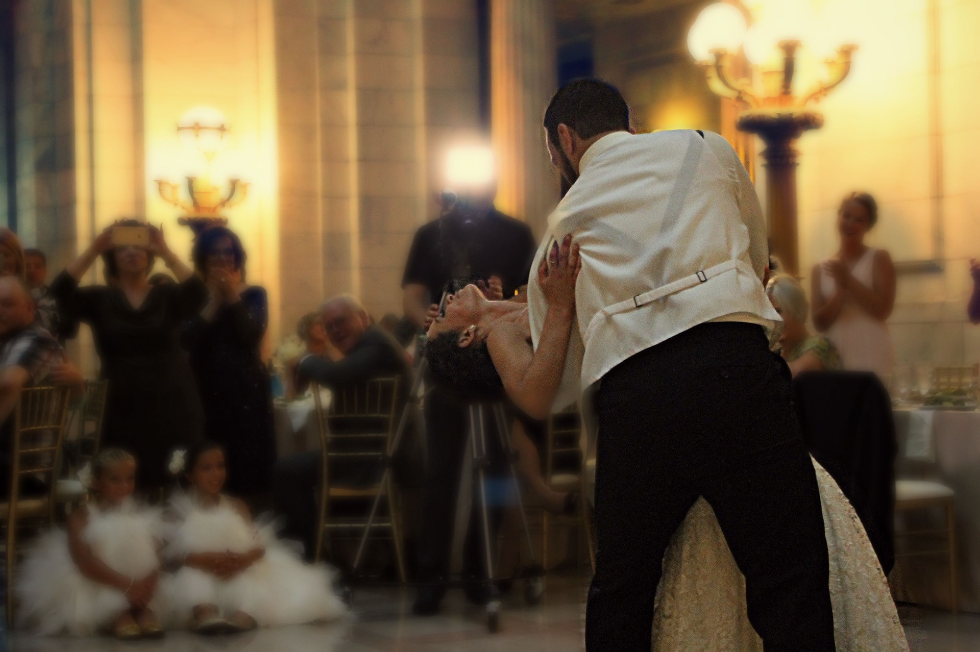 5. Clear communication before the event Your DJ should meet with you before the wedding to go over  your playlist, do not play list, and timeline. Communication  is everything.  At Gomez Audio and Video we provide professional DJ, sound and  lighting services for weddings across New Jersey and New York.  Call Luis at (917) 500-6074 to check availability for your date.