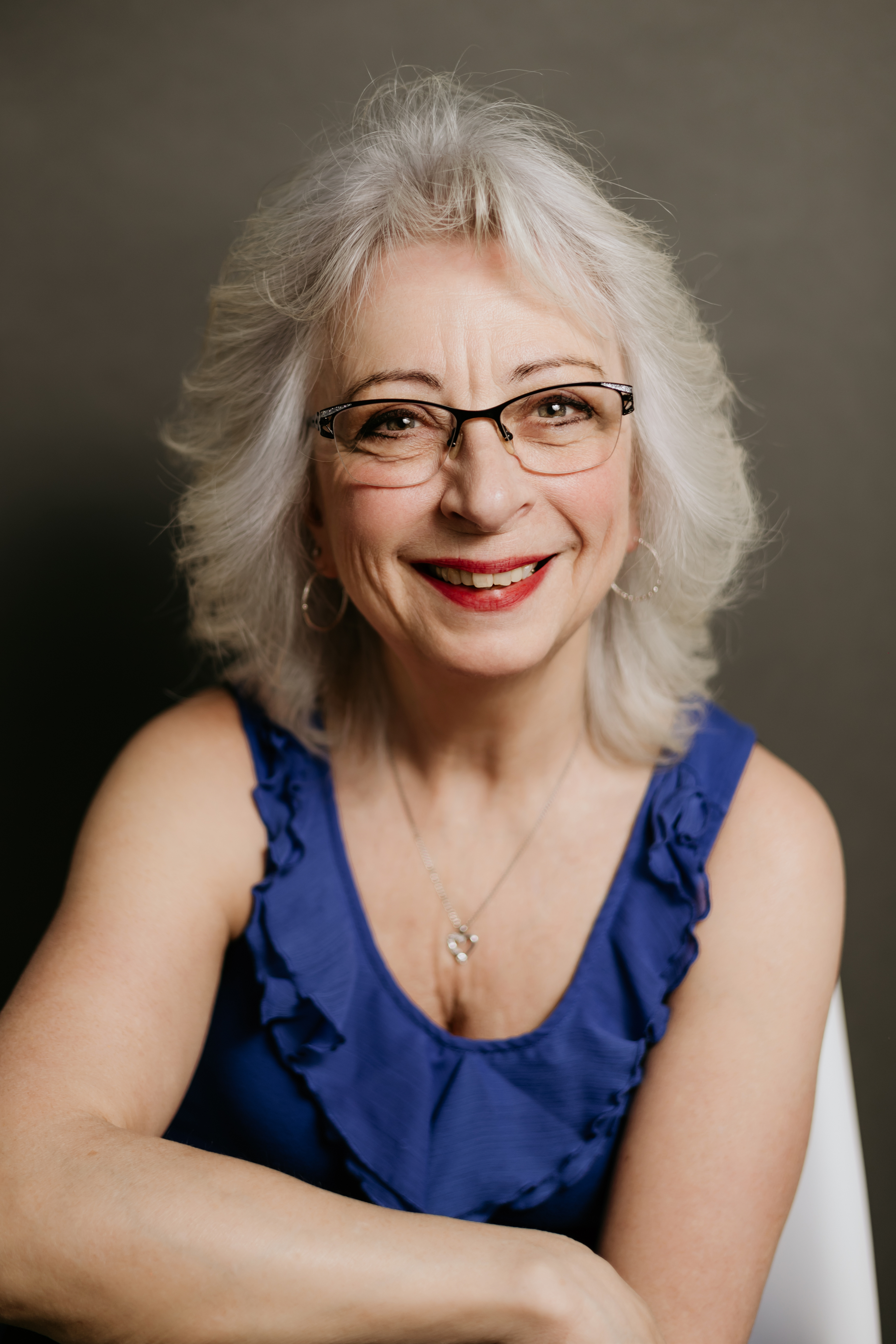 Rita R. Siebert, Certified Event Planner and host of Signature Experience Events, inspiring women to create meaningful relationships through elegant gatherings.