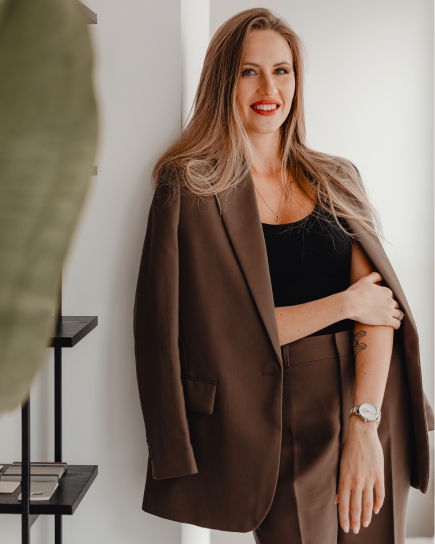 Dr Skin Esthetician at Refined Studio