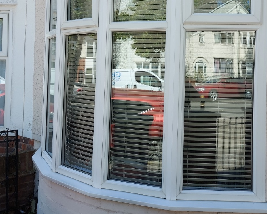 window cleaner leicestershire