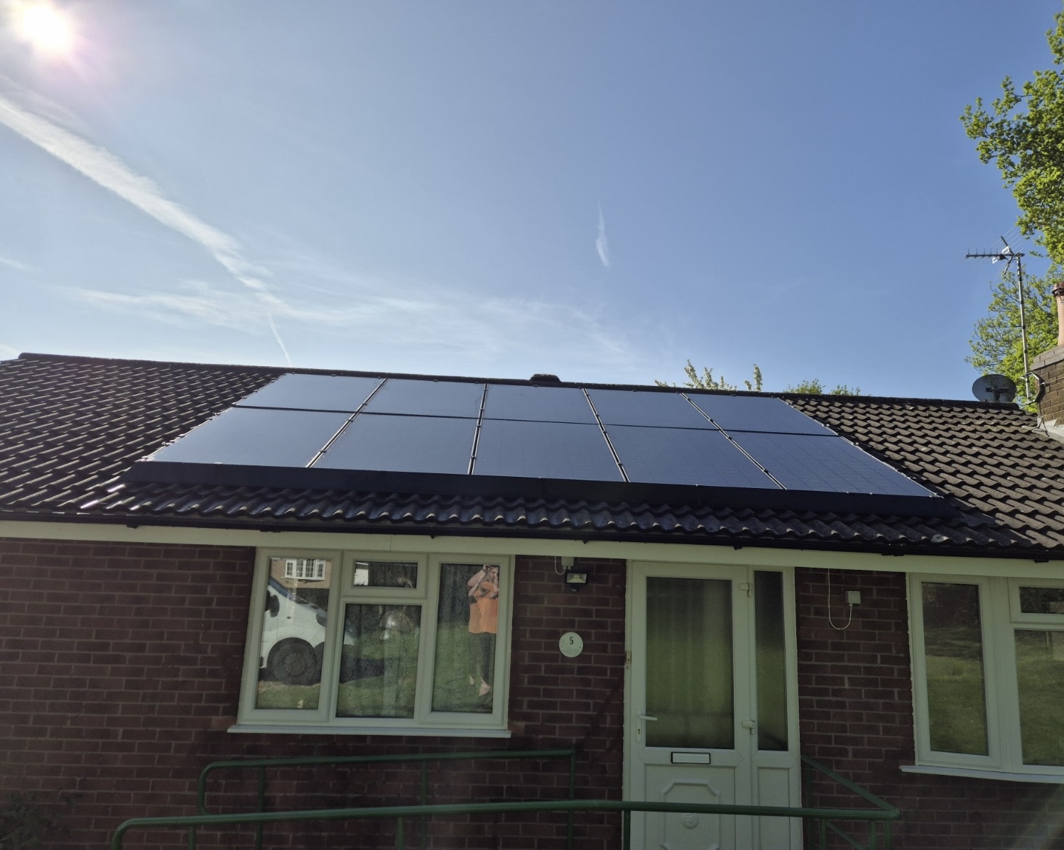 solar panel cleaner leicestershire