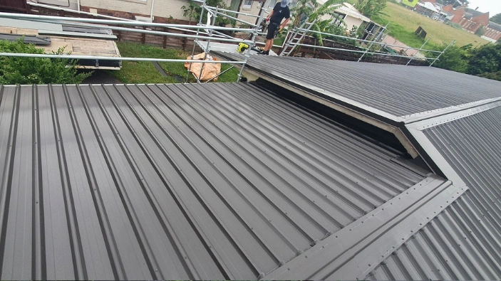 Auckland longun iron roof repair job by Phoenix Roofing