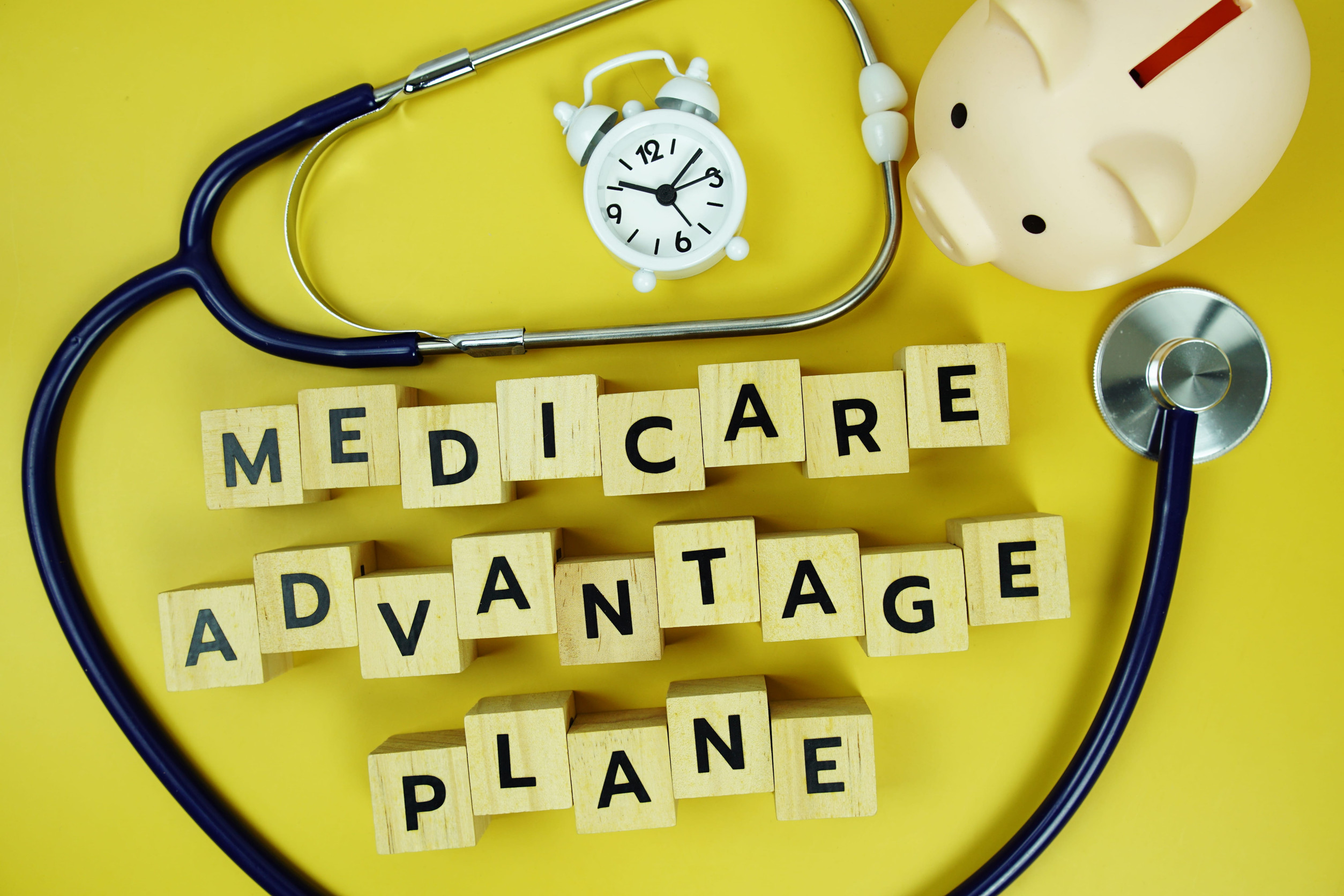 Medicare Advantage vs. Medigap: Understanding Coverage Options, Benefits, and Pros & Cons for Informed Choices