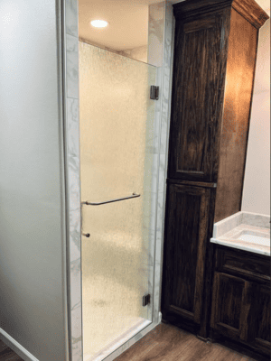 {{ custom_values.service_3 }} in {{custom_values.area_3})