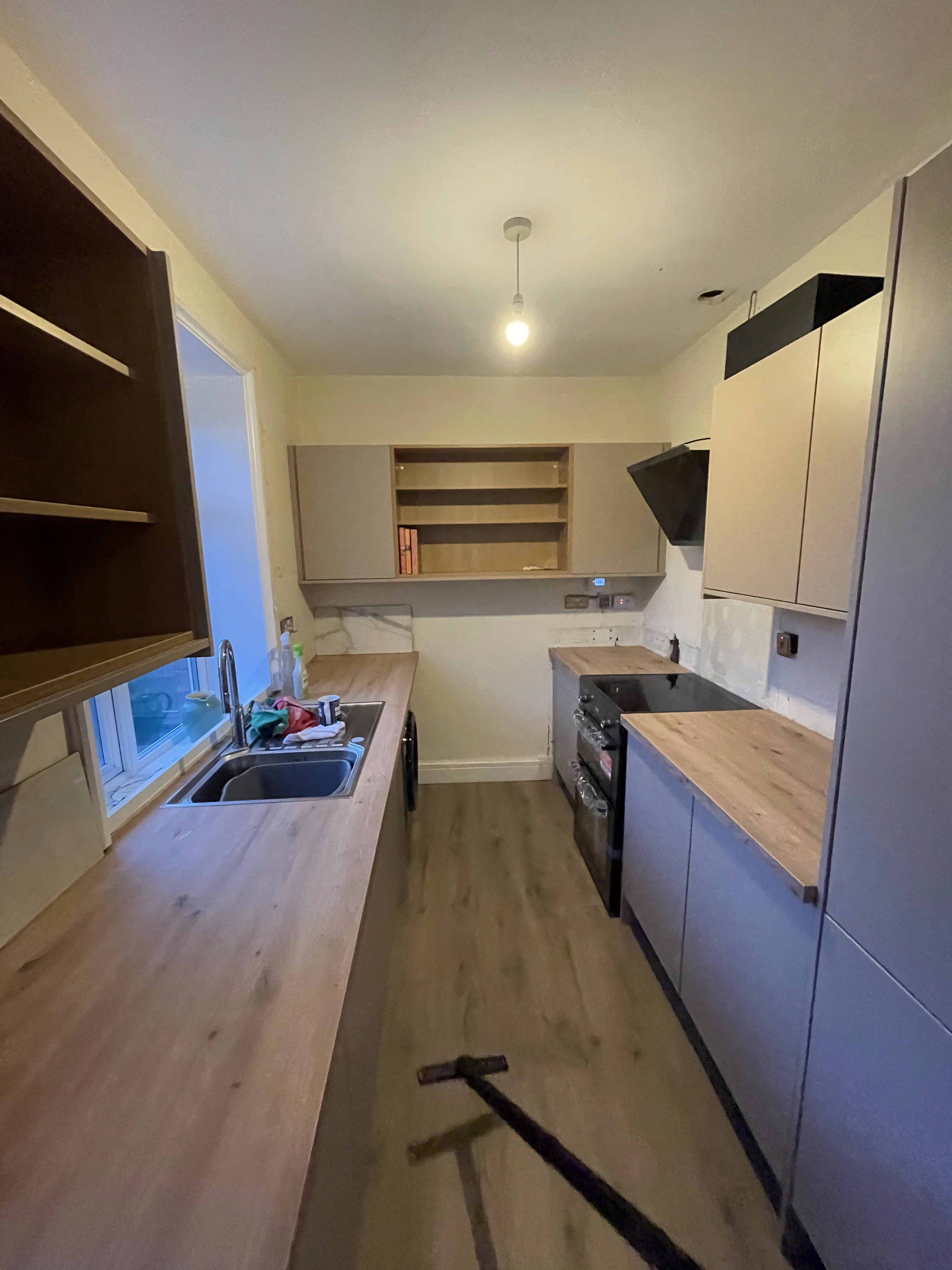 Fitted kitchen