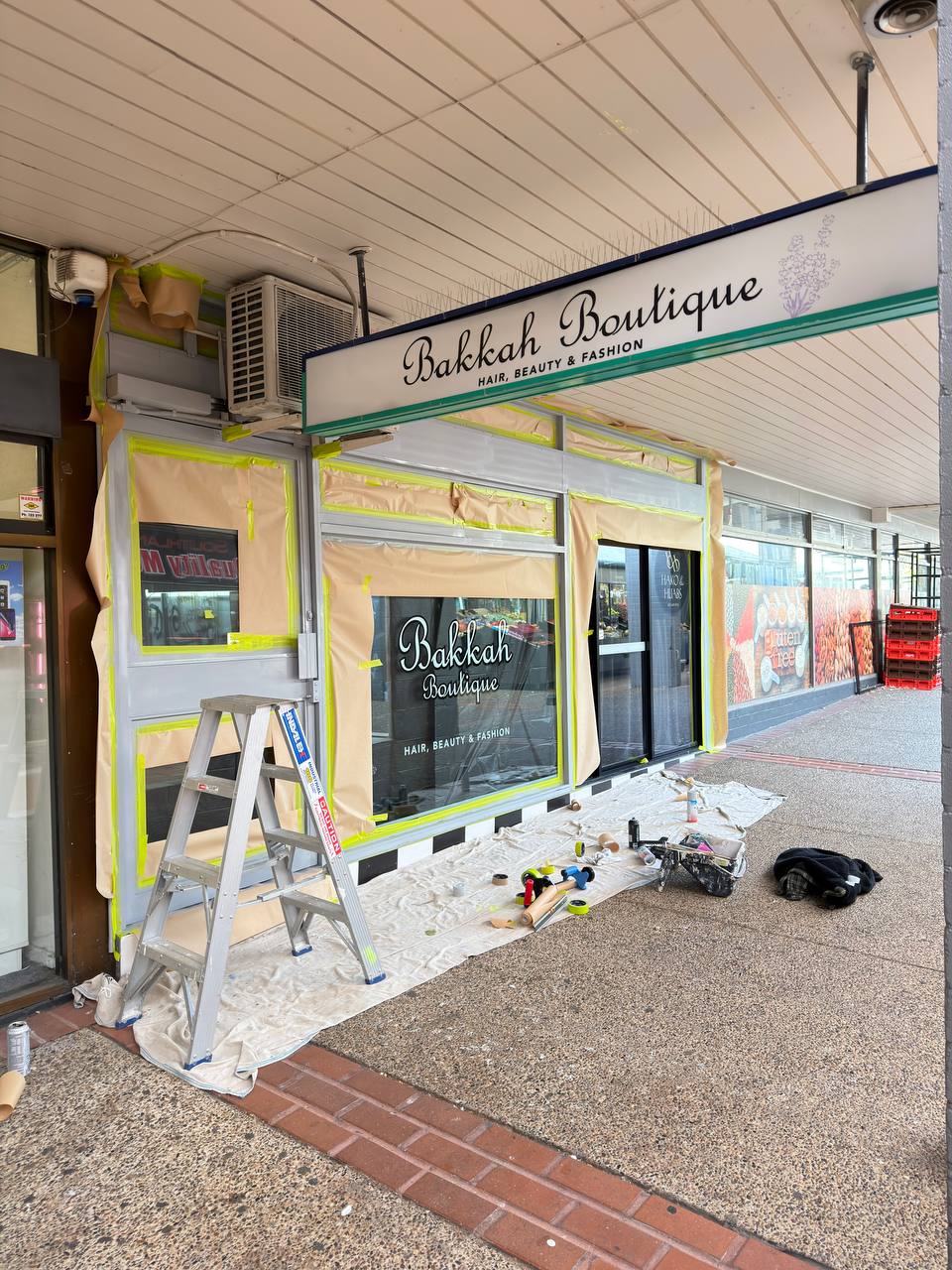 Commercial shopfront painting, Canberra
