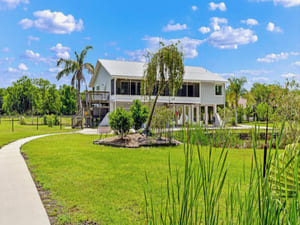 {{ custom_values.service_3 }} in {{custom_values.area_3})