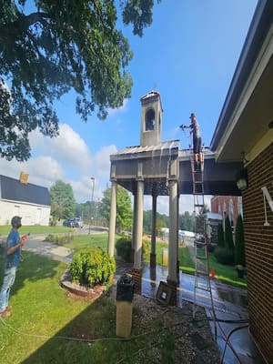 {{ custom_values.service_4 }} in {{custom_values.area_3})