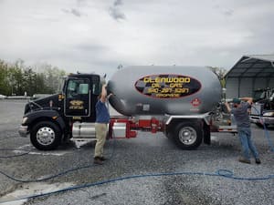 {{ custom_values.service_1 }} in {{custom_values.area_4})