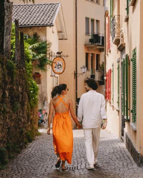 Seeblick-Terrasse des Sunstar Hotel Brissago am Lago Maggiore bei Sonnenuntergang