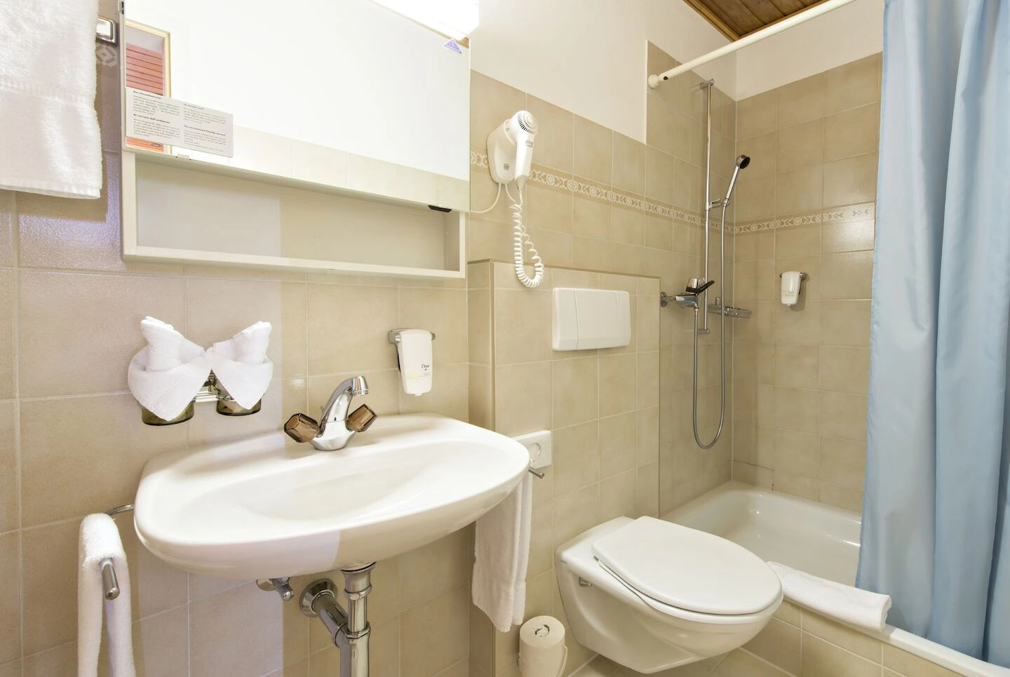 Doppelzimmer Arve – Badezimmer