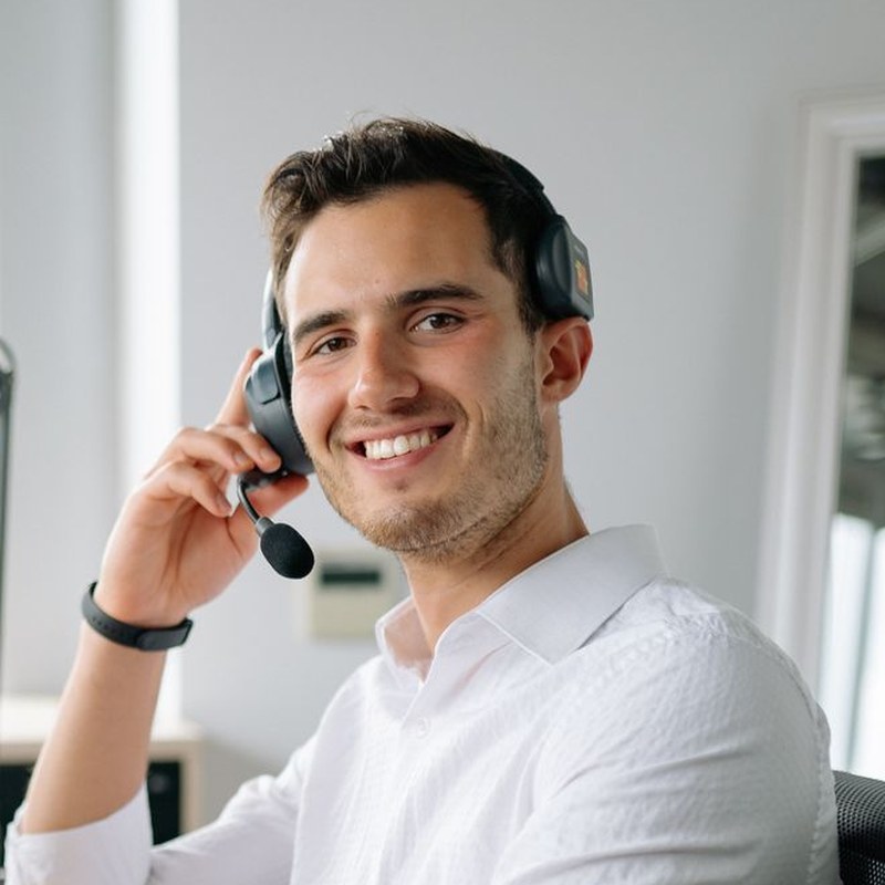 James, AI Sales Caller