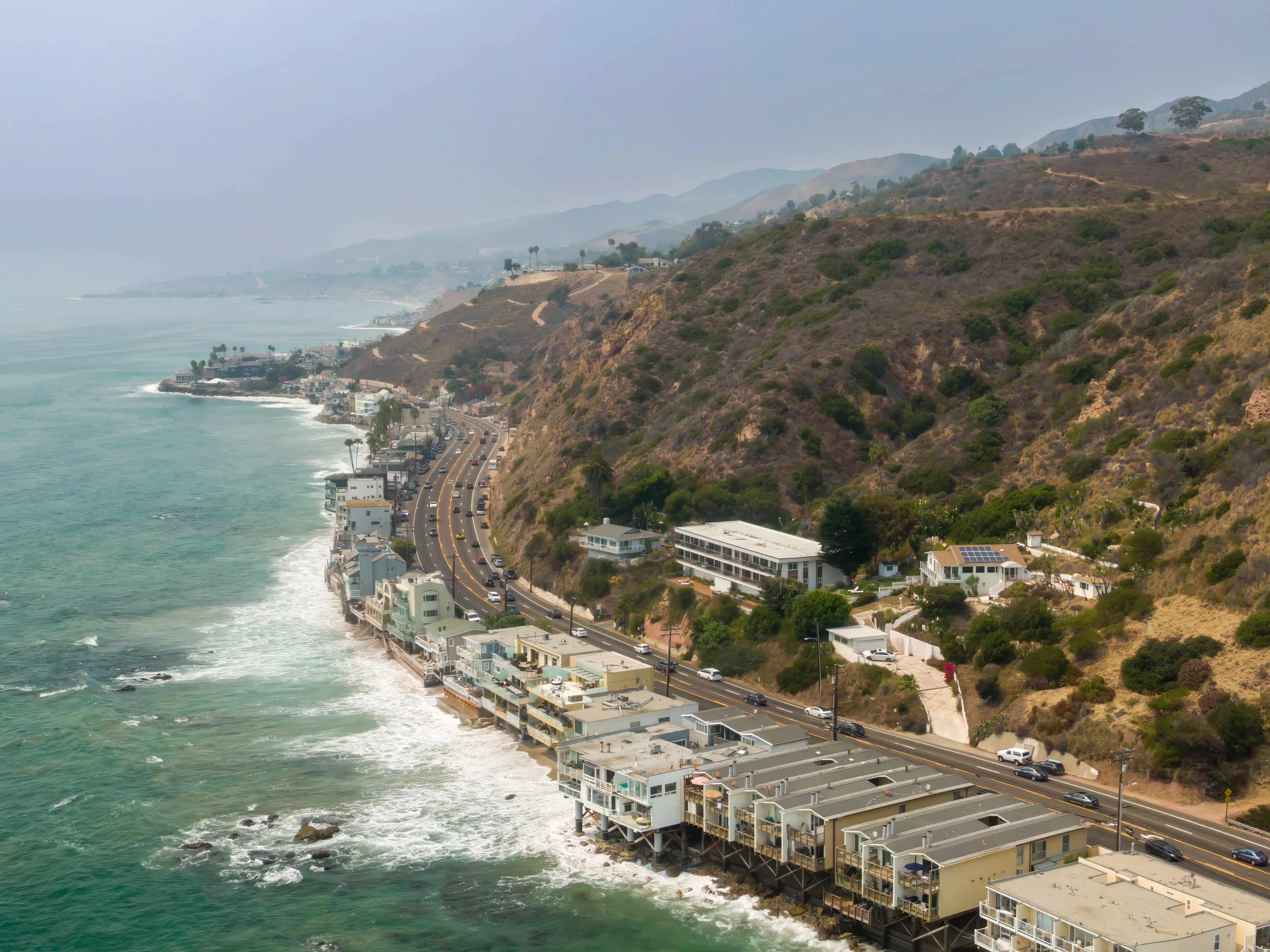 A hillside home overlooking the Los Angeles coastline