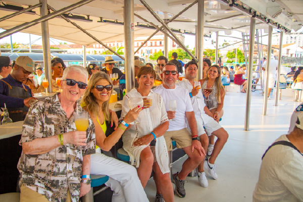 5 ocasiones perfectas para celebrar en catamarán en Cartagena