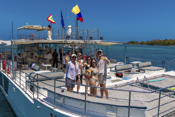 ¿Qué incluye un paseo en catamarán en Cartagena?
