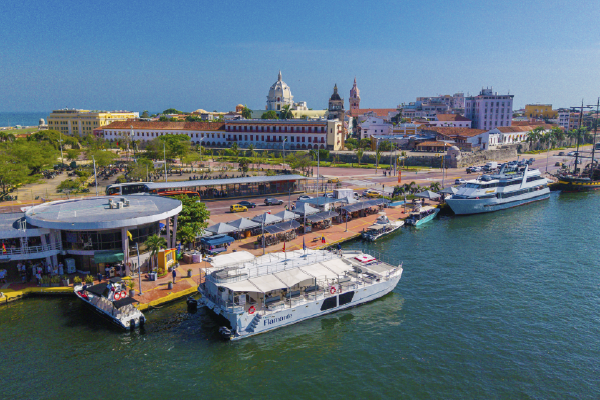 ¿Vale la pena alquilar un catamarán en Cartagena?