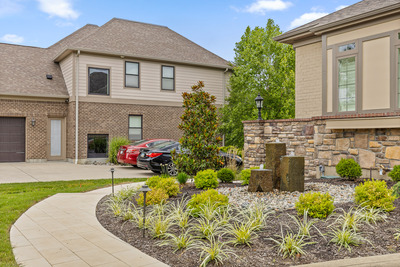 Walls in Wyoming, Ohio