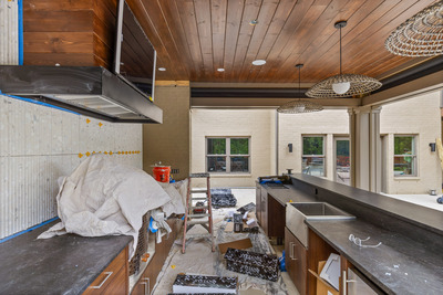 Walls in Wyoming, Ohio