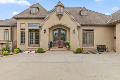 {{ custom_values.service_3 }} in {{custom_values.area_3})