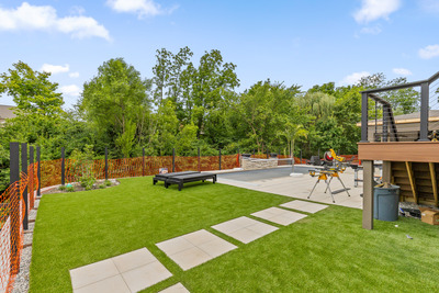 {{ custom_values.service_3 }} in {{custom_values.area_3})