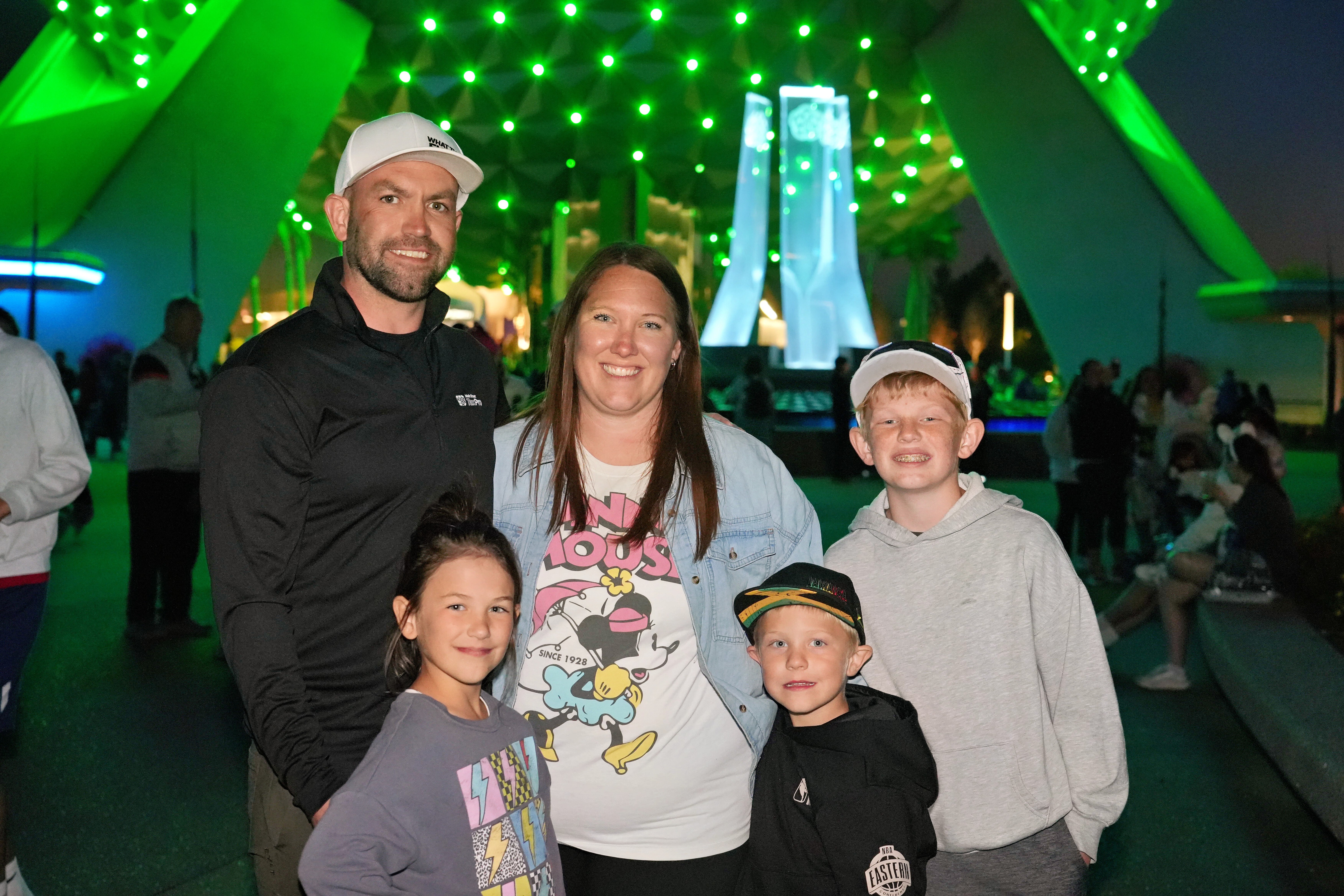 Garrick Reevs with family